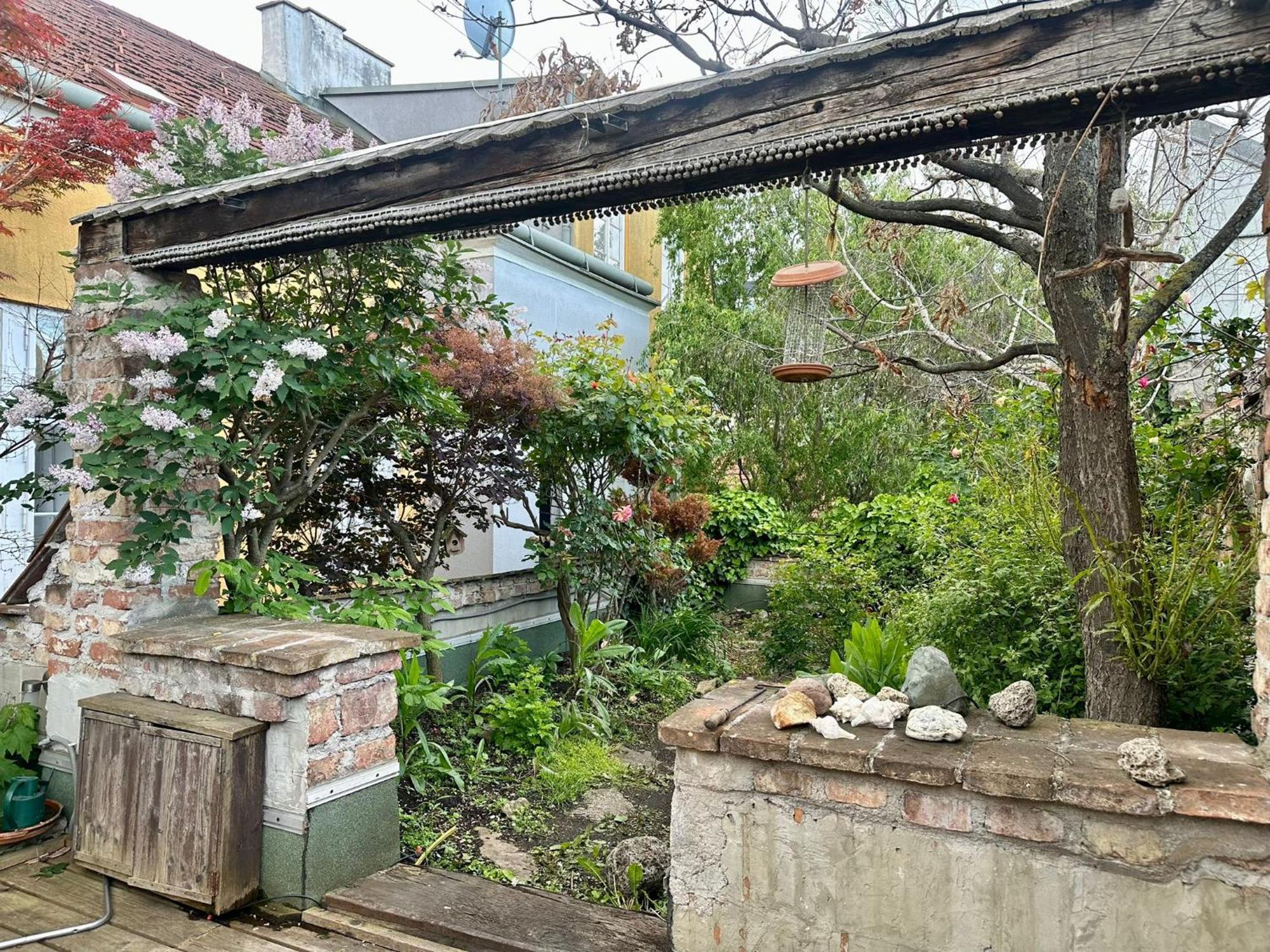 Hidden Garden - Spacious Modern - 1 Min To City Shuttle Appartement *